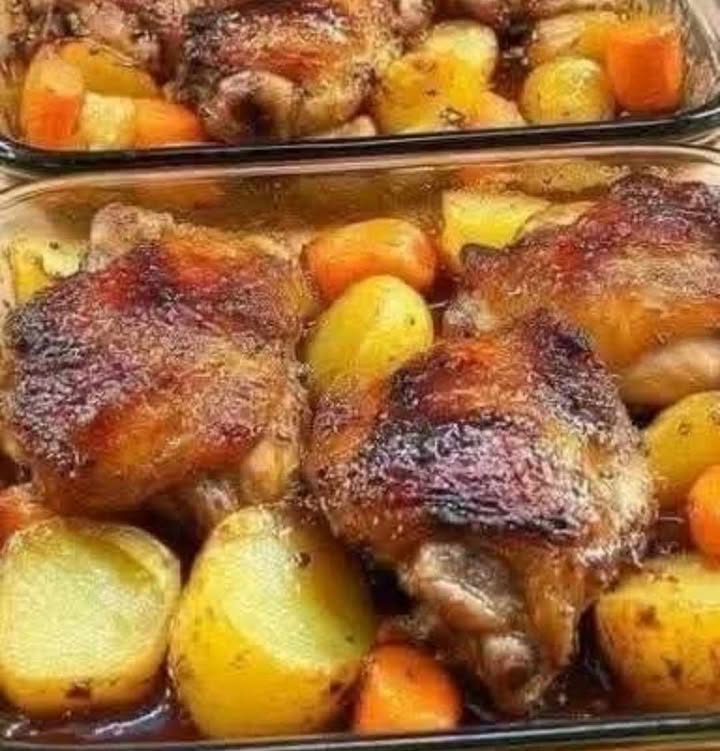  Chicken Thighs & Potatoes Delight