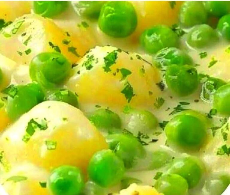 Creamed Potatoes and Peas