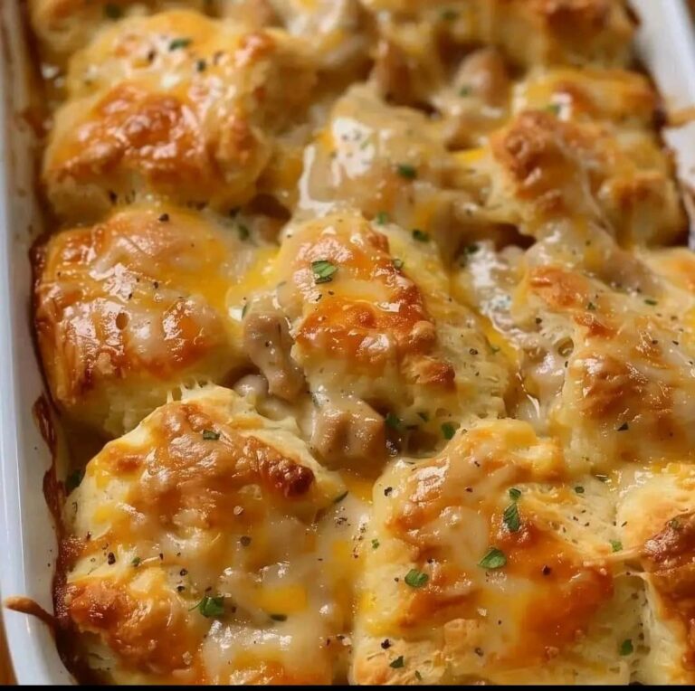 Cheesy Chicken Biscuit Bak