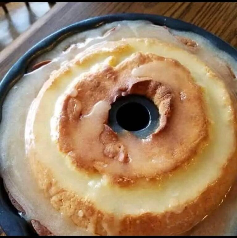 Lemon Glaze Pound Cake
