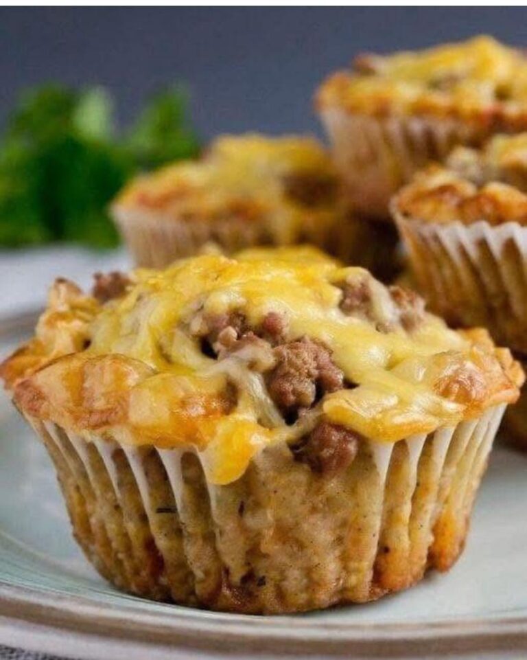 Cheesy Meat Muffins